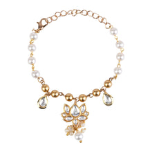 Load image into Gallery viewer, Kundan Stone Ethnic Bracelet for Girls - AC24-089