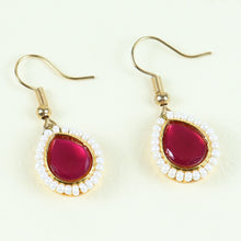 Load image into Gallery viewer, Kundan Stone Jewellery Set