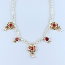 Load image into Gallery viewer, Floral Kundan Stone Jewellery Set for Girls Red