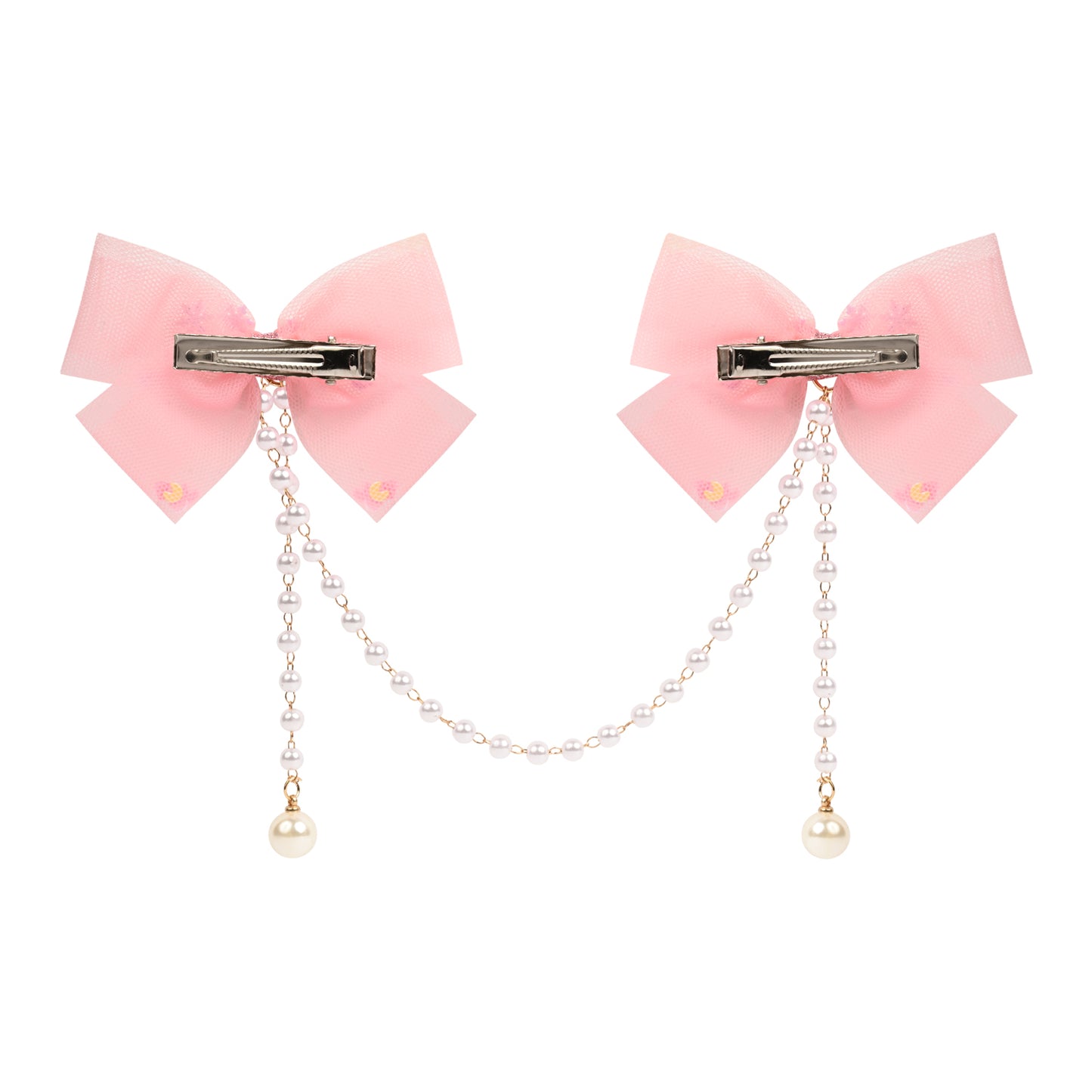 Close-up of the tassel drop on the pink clip