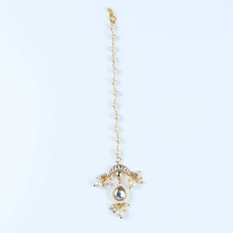 Kundan Studded Handcrafted Maang Tikka for Girls Gold