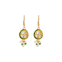 Load image into Gallery viewer, Meenakari Kundan Stone Jewellery Set
