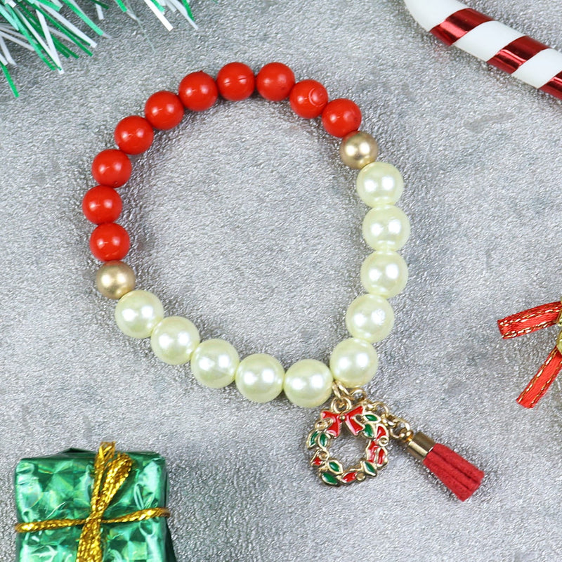 Christmas Wreath Charm Beaded Bracelet