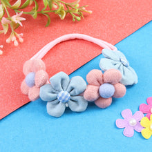 Load image into Gallery viewer, New Born Florals Soft Head Band 
