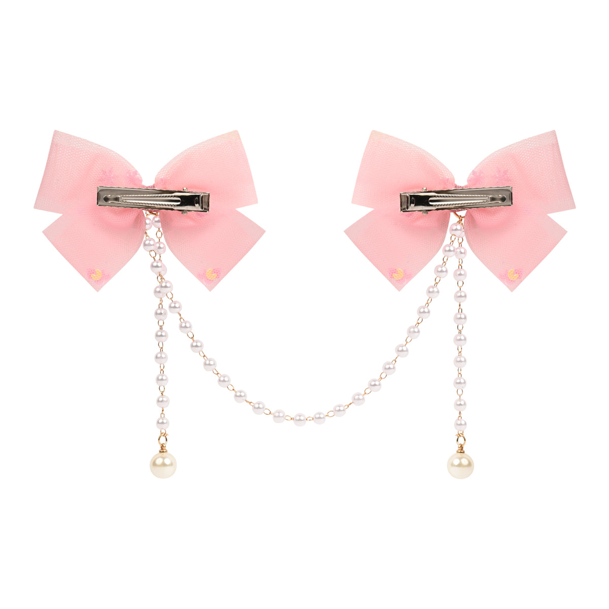Close-up of the tassel drop on the pink clip