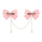 Close-up of the tassel drop on the pink clip
