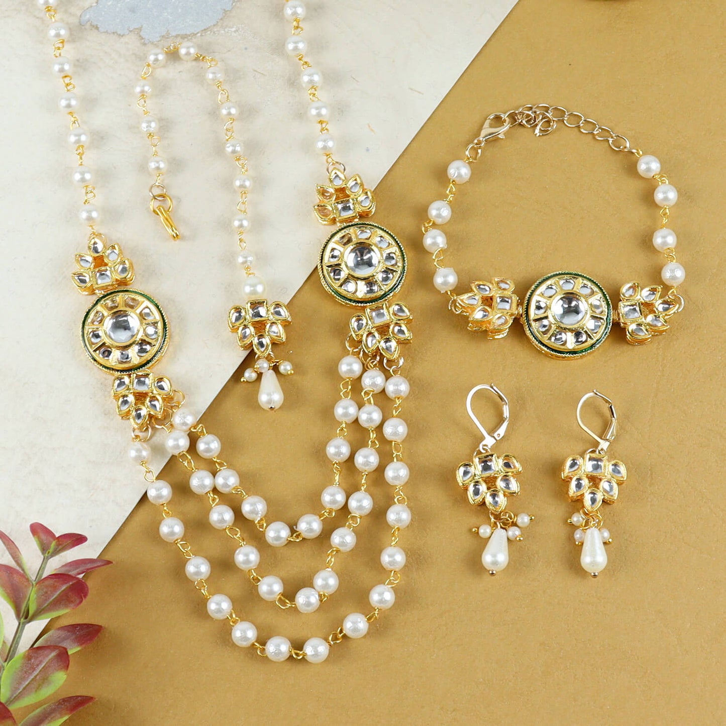 Kundan Stone Jewellery Set for Girls Gold